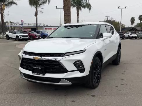 New 2026 Chevrolet Blazer LT w/ Convenience Package image 3