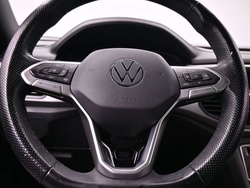 Used 2021 Volkswagen Atlas Cross Sport SE w/ Panoramic Sunroof Package FWD image 27