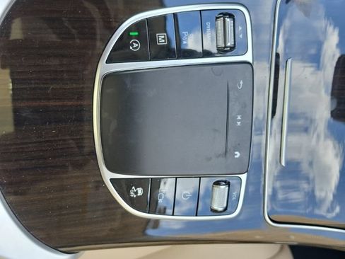 Used 2022 Mercedes-Benz GLC 300 image 19