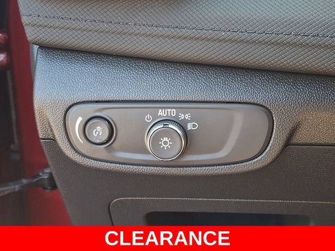 Used 2024 Chevrolet TrailBlazer LT AWD/4WD image 22