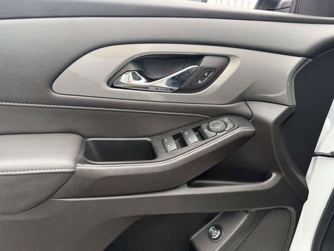 Certified 2023 Chevrolet Traverse LT AWD/4WD image 17