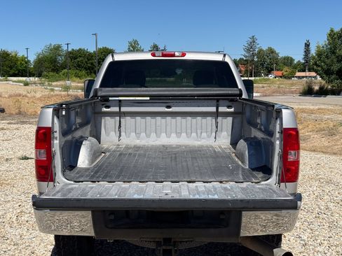 Used 2008 Chevrolet Silverado 2500 LTZ w/ EZ-Lift Tailgate Package AWD/4WD image 6