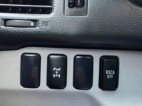 Used 2005 Toyota 4Runner Sport image 17