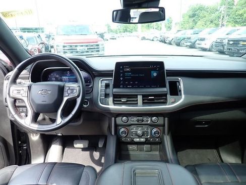 Used 2023 Chevrolet Tahoe RST w/ Luxury Package AWD/4WD image 21
