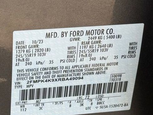 Used 2024 Ford Edge Titanium image 31