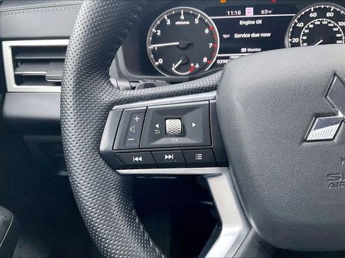 Used 2022 Mitsubishi Outlander SE AWD/4WD image 17