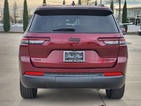 Used 2024 Jeep Grand Cherokee L Limited w/ Black Appearance Package image 12
