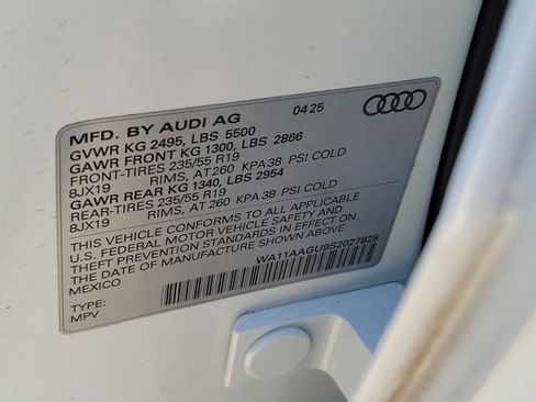 Certified 2025 Audi Q5 2.0T Premium w/ Convenience Package image 30