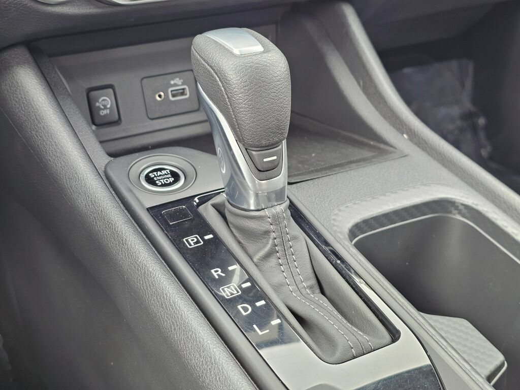 Used 2025 Nissan Sentra S FWD image 16