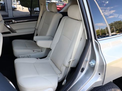 Used 2021 Lexus GX 460 Premium image 34