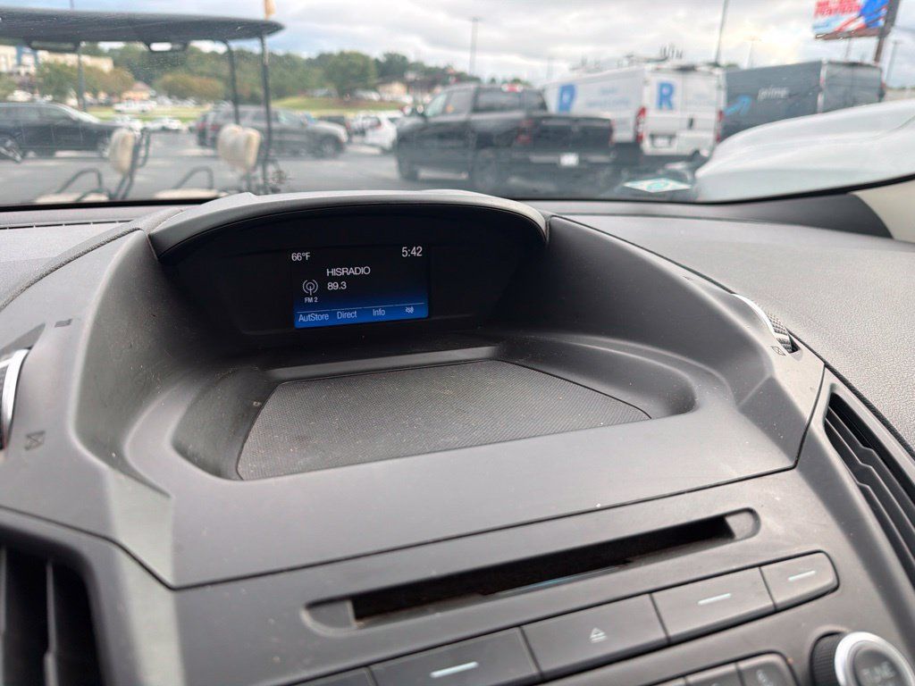 Used 2018 Ford Escape SE FWD image 12
