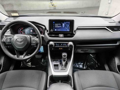 Used 2024 Toyota RAV4 LE FWD image 21