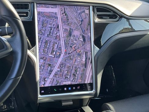 Used 2017 Tesla Model S 75 RWD image 42