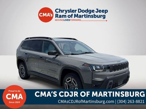 New 2026 Jeep Cherokee Laredo AWD/4WD image 1