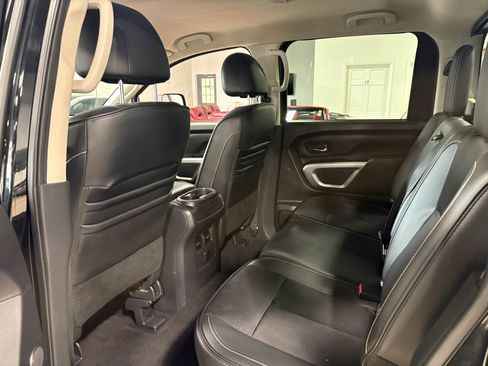 Used 2017 Nissan Titan PRO-4X image 29