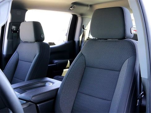 Used 2023 Chevrolet Silverado 1500 Custom image 11