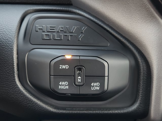 Used 2026 RAM 2500 Laramie AWD/4WD image 24