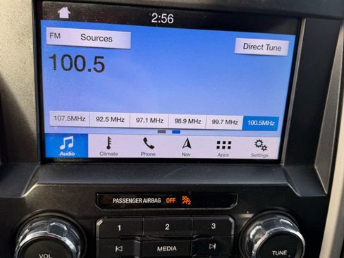 Used 2019 Ford F150 Lariat image 18