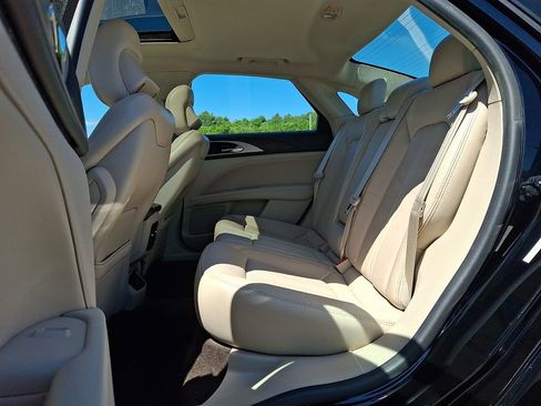 Used 2018 Lincoln MKZ Select w/ Select Plus Package FWD image 10