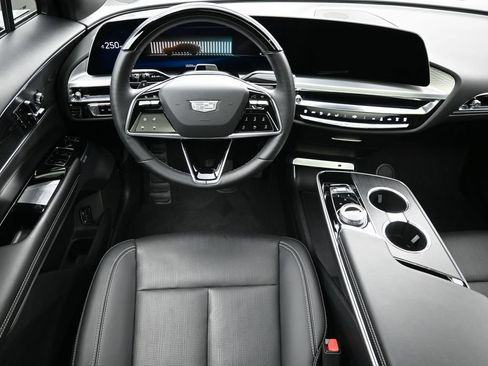 Used 2024 Cadillac Lyriq Sport w/ LPO, Floor Liner Package AWD/4WD image 13