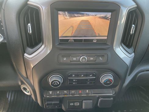 Used 2024 Chevrolet Silverado 2500 W/T w/ WT/CX Safety Package image 19