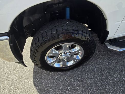 Used 2024 RAM 2500 Big Horn w/ Off Road Package image 12