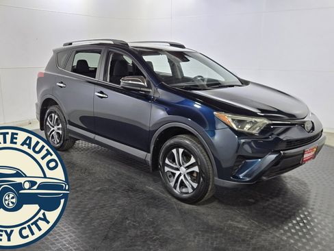 Used 2018 Toyota RAV4 LE w/ All Weather Liner Package image 1