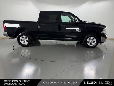 Used 2023 RAM 1500 Classic SLT w/ Trailer & Traction Group AWD/4WD image 5