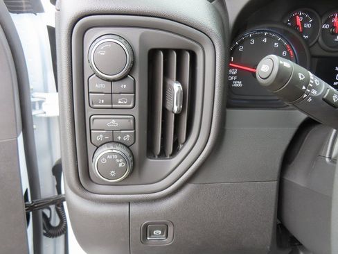 New 2026 Chevrolet Silverado 1500 W/T w/ WT Value Package AWD/4WD image 11