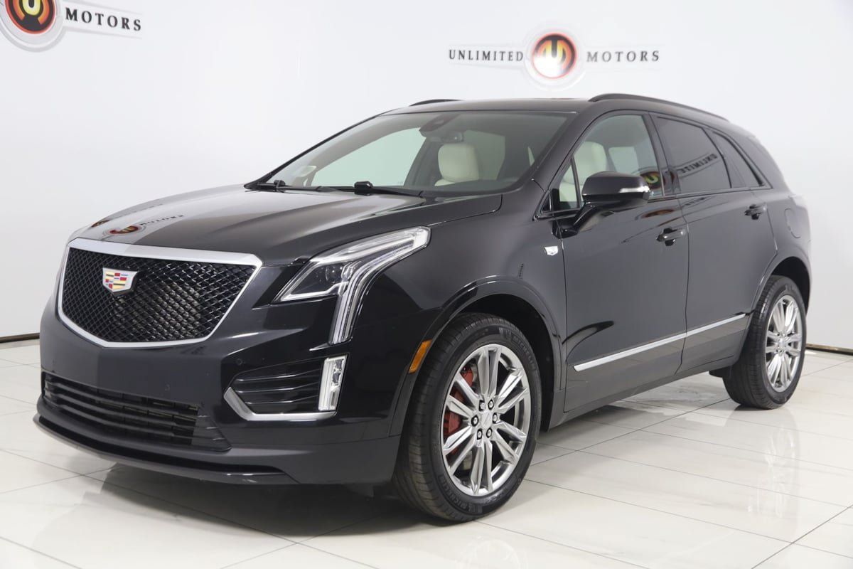 Used 2023 Cadillac XT5 Sportv w/ LPO, Floor Liner Package AWD/4WD image 5