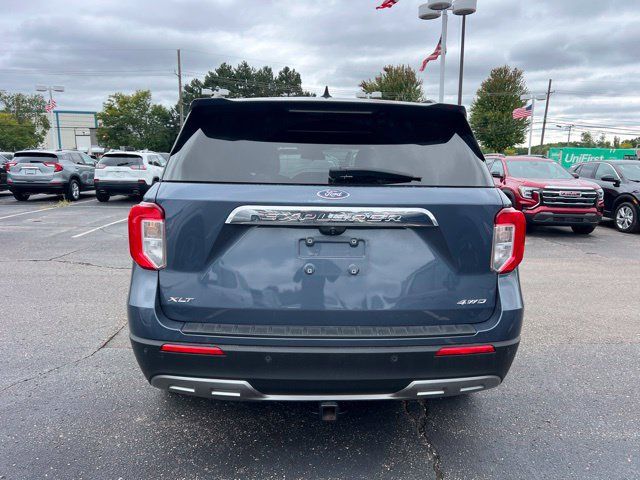 Used 2021 Ford Explorer XLT w/ Equipment Group 202A AWD/4WD image 6