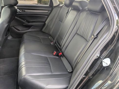 Used 2022 Honda Accord EX-L image 18