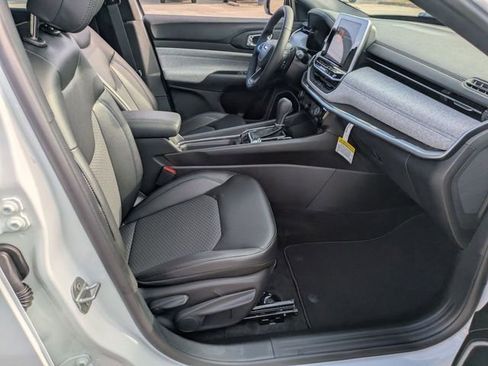 New 2026 Jeep Compass Latitude image 34