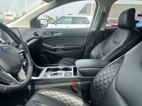 Used 2024 Ford Edge Titanium AWD/4WD image 32