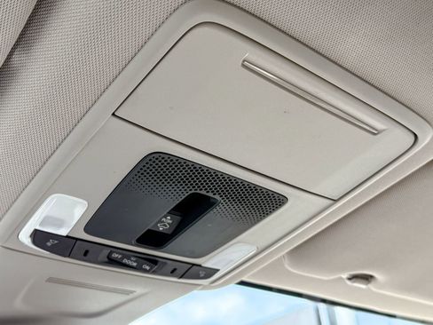 Used 2024 Honda CR-V EX image 32