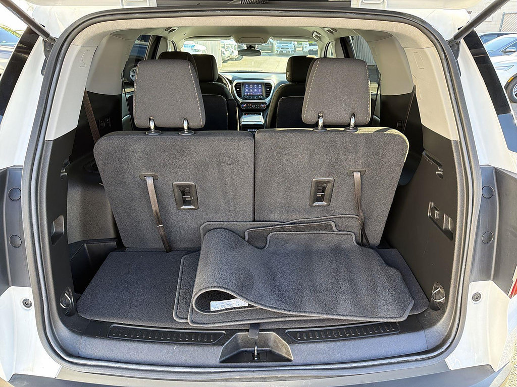 Used 2023 GMC Acadia SLE FWD image 24
