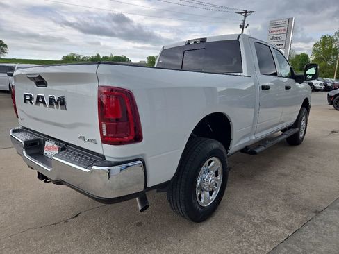 New 2026 RAM 2500 Tradesman AWD/4WD image 13