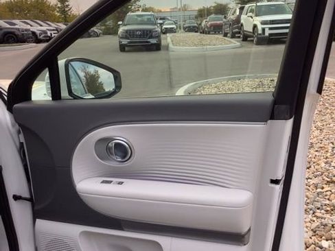 New 2026 Hyundai Ioniq 9 SEL image 21