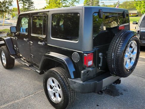 Used 2014 Jeep Wrangler Unlimited Sport AWD/4WD image 12