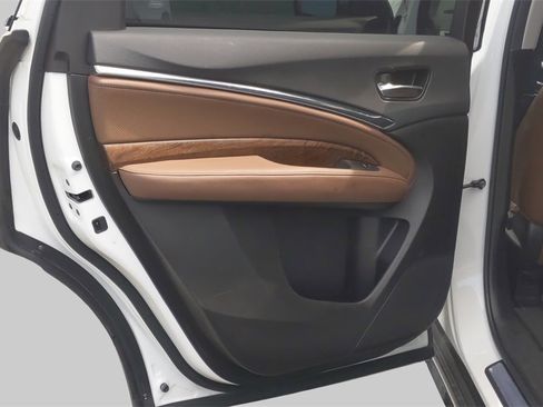 Used 2020 Acura MDX FWD w/ Technology Package image 29