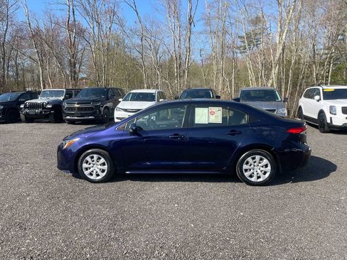 Used 2020 Toyota Corolla LE FWD image 9
