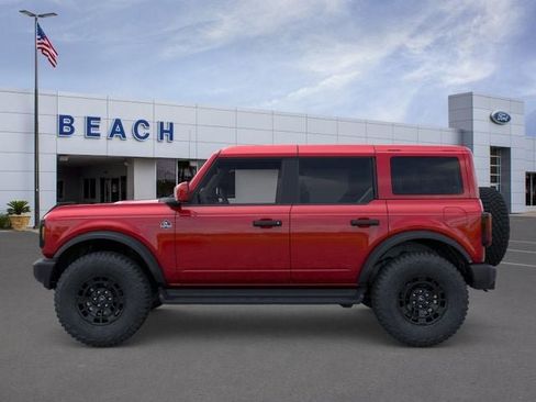 New 2026 Ford Bronco Outer Banks w/ Sasquatch Package AWD/4WD image 3