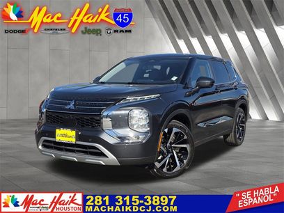 Used 2024 Mitsubishi Outlander SE