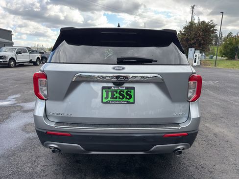 Certified 2024 Ford Explorer Limited AWD/4WD image 10