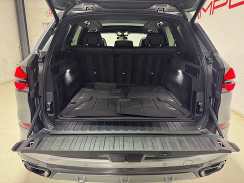 Used 2026 BMW X5 xDrive40i w/ M Sport Package AWD/4WD image 28
