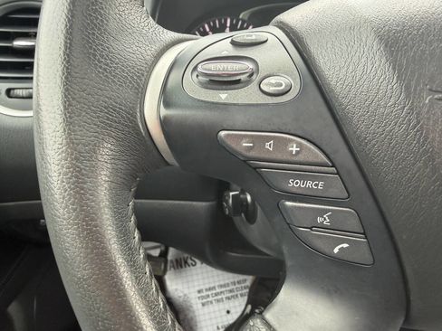 Used 2017 Nissan Pathfinder Platinum w/ Family Entertainment Package image 21