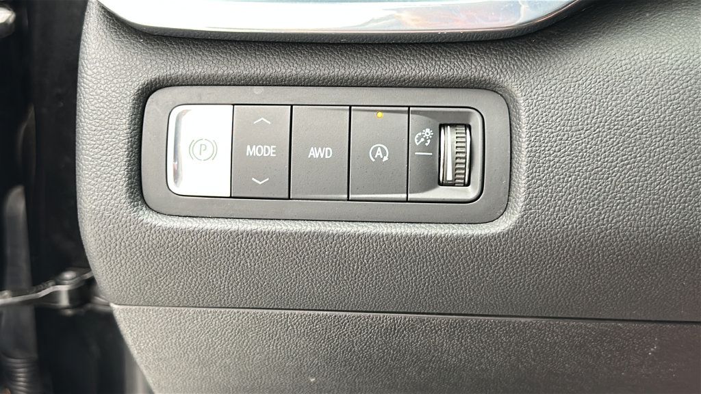 Used 2026 GMC Acadia Elevation AWD/4WD image 19