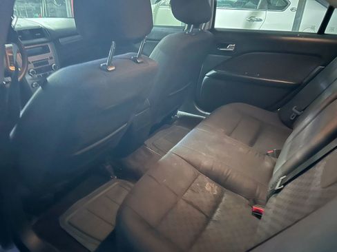Used 2012 Ford Fusion SE image 8