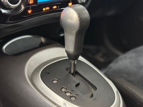 Used 2015 Nissan Juke SV image 19