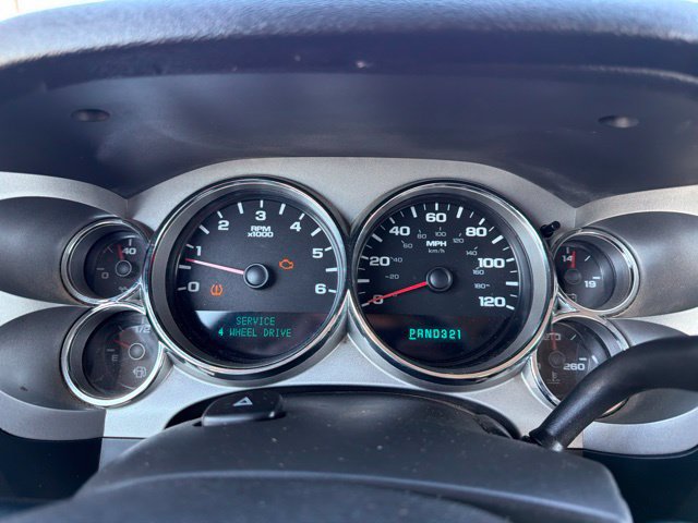 Used 2007 Chevrolet Silverado 1500 LT w/ Towing Package AWD/4WD image 13